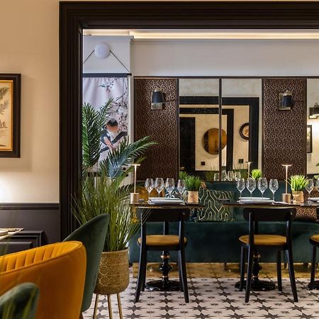 Centr'Hotel Маригот Екстериор снимка