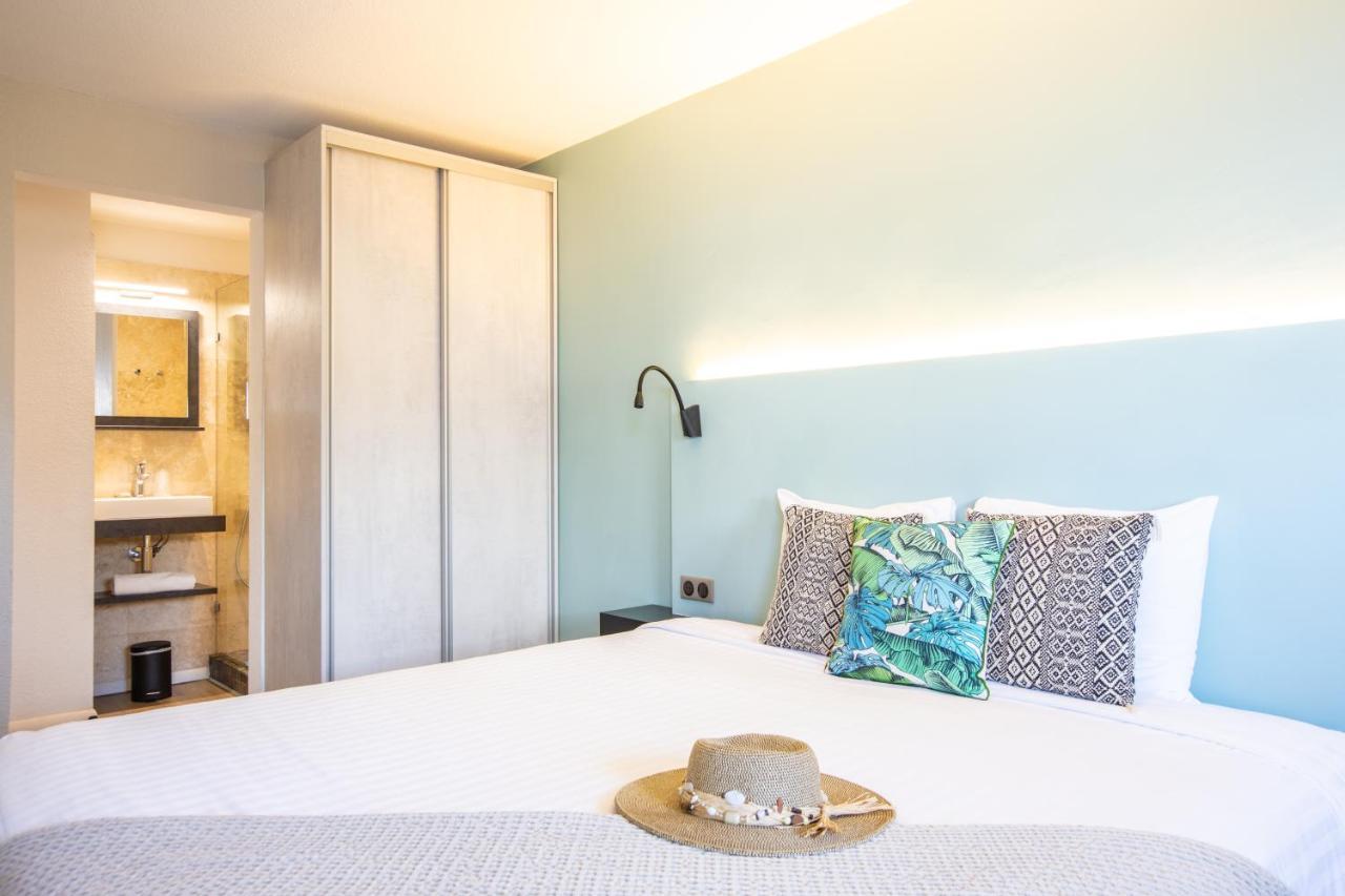 Centr'Hotel Маригот Екстериор снимка